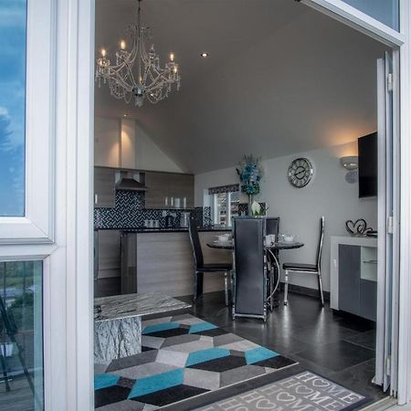 Nautilus - 2 Bedroom Apartment - Pendine Εξωτερικό φωτογραφία
